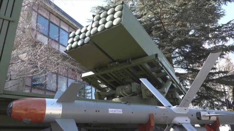 Armët serbe në Sudan, raporti: Serbia po shkel traktatet për tregtinë e armëve