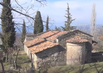 Vidhet Kisha në Devoll