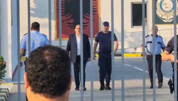 Fredi Beleri kthehet në burg pas betimit si eurodeputet: S’më vjen keq që do të shkoj në qeli