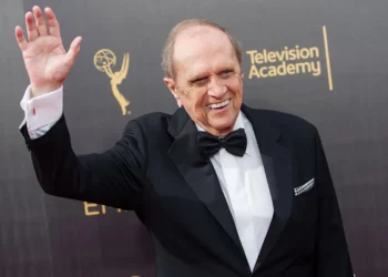 Kinemaja botërore në zi, ndahet nga jeta komediani legjendar