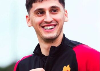 Kumbulla rikthehet te Roma, mbrojtësi nis përgatitjet