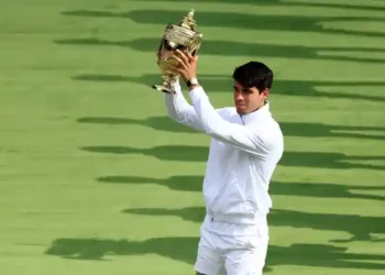 Finalja e Wimbledon: Alcaraz nxjerr “në pension” Novak Gjokoviçin