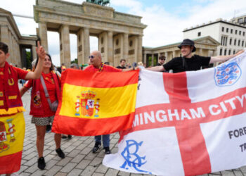 Sot finalja e Euro 2024, ndizet atmosfera në Berlin