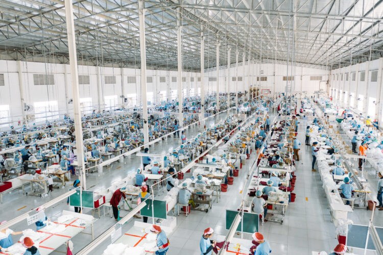 Fundoset industria, përse po falimentojnë fabrikat në Shqipëri?