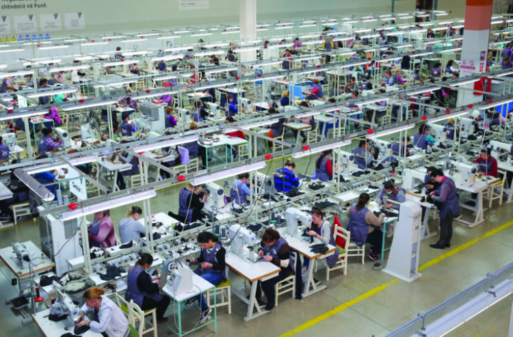 Kriza nga euro, industria ul shitjet dhe të punësuarit në tremujorin e parë, në rritje të fortë ndërtimi