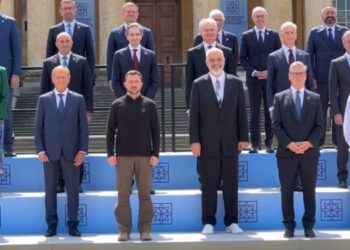 Kryeministri britanik: Samiti i radhës do të mbahet në Shqipëri, më 2025