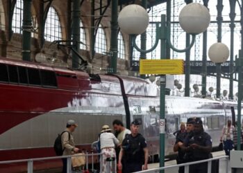 Zjarrvënia e rrjetit hekurudhor në Francë, “sabotim” pak para Lojërave Olimpike