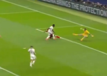 Gol për trofe, Spanja ndëshkon Anglinë në minutat e fundit të sfidës