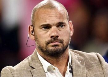 Legjenda holandeze e futbollit dyshohet se pastroi paratë për grupet kriminale