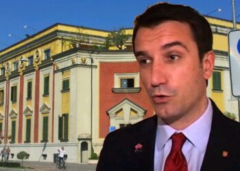 Sulollarit i rrëzohen ashensorët, Veliaj i jep tenderin 241 MLN lekë për shërbim në shkolla