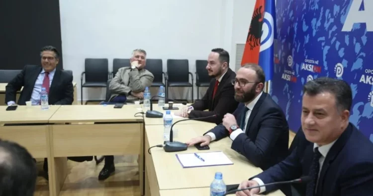 Heqja e “ligjit të luftës” nga Greqia, debat në grupin e PD, tre deputetë kundër Bardhit: Të mos votohet pro