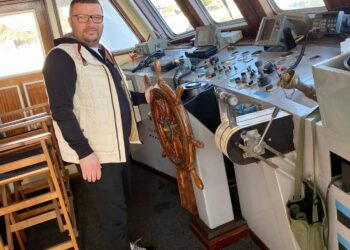 (Fotot) Përplasja mes dy linjave të transportit detar që vrau 52-vjeçarin me eksploziv