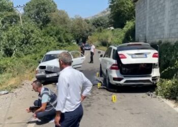 Makinat përplasen ‘kokë më kokë’ në Balldre-Torovicë, dy të plagosur