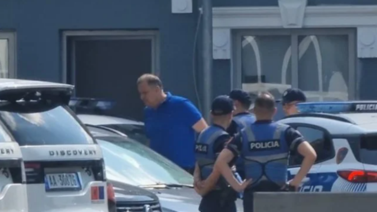 “Më lironi”, shoferi i Beqajt, Kurtulaj: Vendos garanci lekët e ‘Audi Q7’ që sapo kam shitur