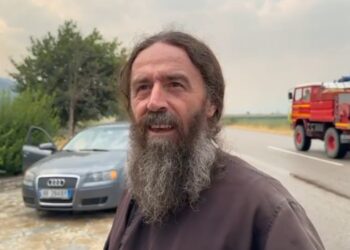 “Rrezikuam të gjithë nga zjarri”, banori në Dropull rrëfen momentet e frikshme