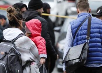 Të paktën 650 mijë rusë kanë ikur jashtë vendit që nga fillimi i luftës