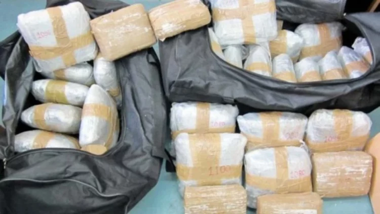 “Çokollatë”, “mushkë”, “tym”, fletorja me kodet për drogën që ra në duart e SPAK