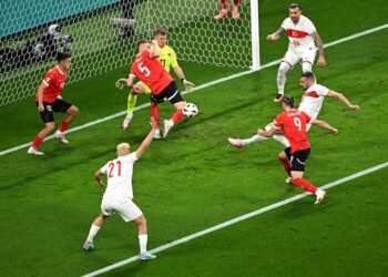 Demiral e fut përsëri topin në rrjet, reagon Austria shkurton diferencën