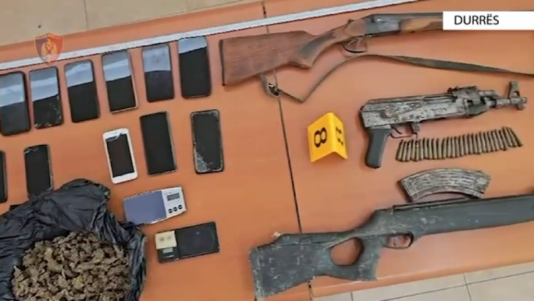 Arsenal armësh, kokainë dhe heroinë/ Gjykata cakton masën “Arrest në burg” për 16 persona (Emrat)