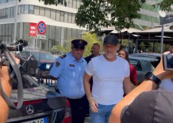 U lirua nga burgu/ Erzen Breçani paraqitet në SPAK, zbulohet arsyeja