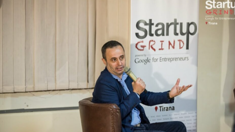 Nën hetim me ish-ministrin Beqaj, arrestohet në Rinas biznesmeni Gazmend Haxhia