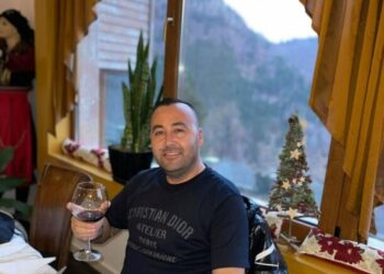 EMRI/ Plagoset me thikë ish-efektivi i policisë, i arrestuar në 2021 për drogë