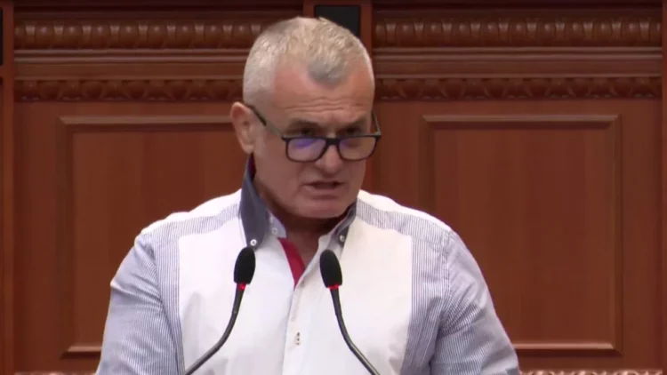 Bujar Leskaj kundër ndryshimeve në Kodin Zgjedhor: PD kthehet në kënetë