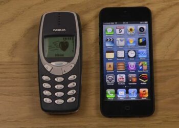 Rriten shitjet e “celularëve budallenj”, njerëzit po heqin dorë nga “smartphone”