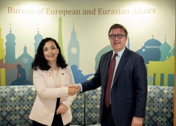 O’Brien pas takimit me Osmanin: Krenarë që mbështesim shtetin e Kosovës