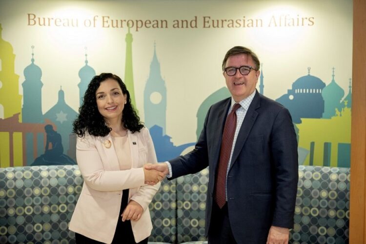 O’Brien pas takimit me Osmanin: Krenarë që mbështesim shtetin e Kosovës