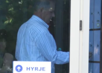 Dosja e “21 Janarit”/ Ish-komandanti i Gardës, Ndrea Prendi paraqitet në SPAK