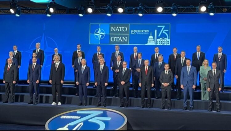 Rama me atlete në samitin e NATO-s, ironizon Berisha: I ka dhuratë nga McGonigal