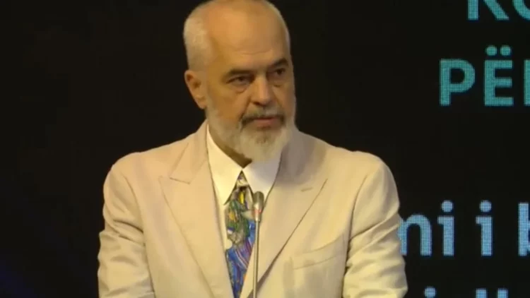 Rama mbledh të mërkurën kryebashkiakët, do t’u flasë për turizmin dhe legalizimet