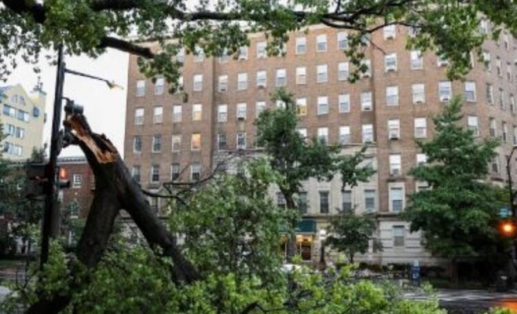 SHBA goditet nga stuhitë, 460 mijë familje dhe biznese pa energji elektrike