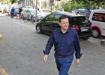 Zgjedhjet në Himarë/ Kryesia e PS-së vendos Vangjel Tavon si kandidat, shtyhet Kongresi