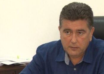 Nis “fshesa” tek Financat/ Ministri i ri heq drejtorin e vjetër, shkarkohet Nikolla Lera