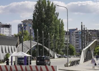 Me marrëveshje më BE-në, ura e Ibrit ishte planifikuar të hapej për trafik në vitin 2017