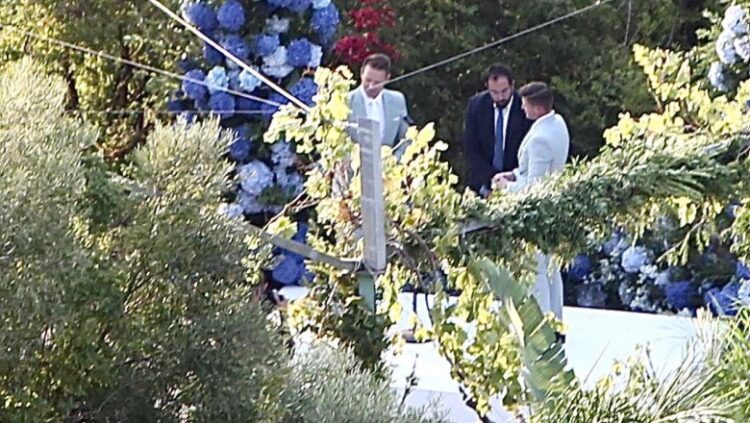 Lideri i Syriza-s martohet me partnerin e tij në një ceremoni private