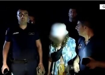 (VIDEO) Mbeti e bllokuar 6 orë në kanionin e Gjipesë, Policia dhe FNSH nxjerrin turisten gjermane