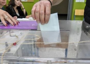 Himara voton/ KQZ nxjerr shifrat, ja sa është pjesëmarrja deri në orën 08:00