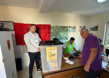 KQZ publikon rezultatet: Ja sa është pjesëmarrja deri në orën 13:00