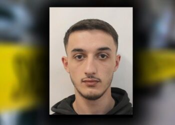 Trafiku i armëve drejt Britanisë, arrestohet në Bogota i riu shqiptar