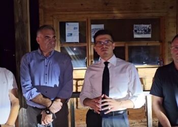 Zjarret në Finiq dhe Delvinë, reagon ministri Piro Vëngu