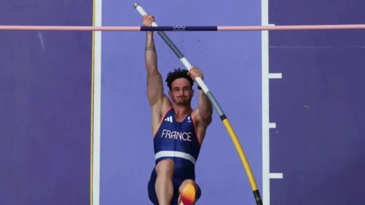 VIDEO/ Atleti francez eliminohet nga Lojërat Olimpike për shkak të… penisit