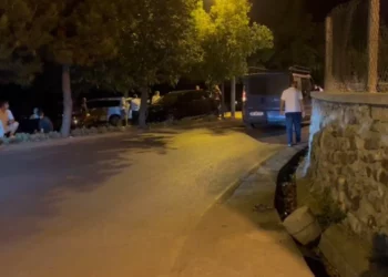 “Pse më godite makinën”, plagoset me armë zjarri një person në aksin Postribë-Prekal