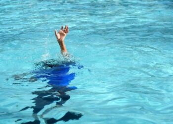 E rëndë në Itali! Djali 3-vjeçar mbytet në pishinën e shtëpisë së tij