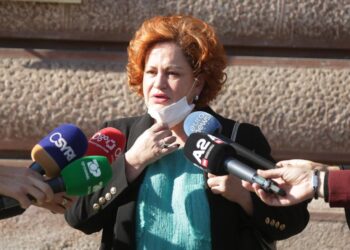 Ivi Kaso dhe gruaja e Fullanit legalizuan ish-restorant ‘Berlinin’ në Bllok, dy vite pasi ishte prishur (Dokumentet)