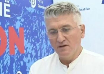 Copëza nga lehtësia e papërballueshme e një vere banale!