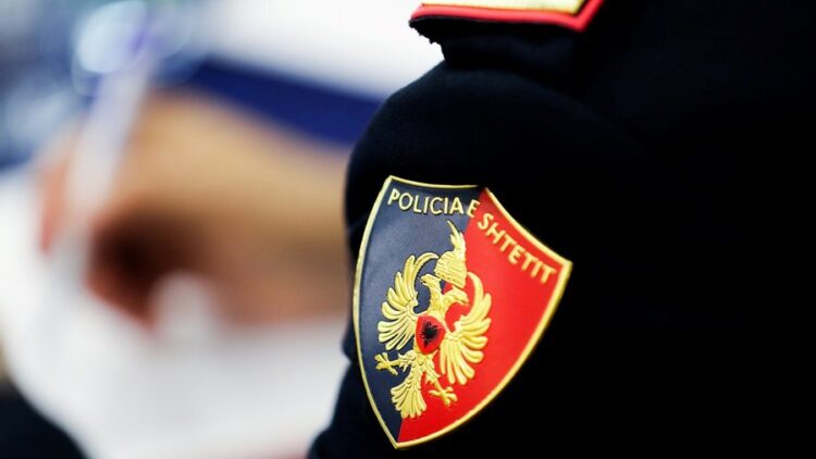 Shantazhe për dhënie pasurie në emër të funksionarëve publikë, policia, qytetarëve: Tregohuni vigjilentë!