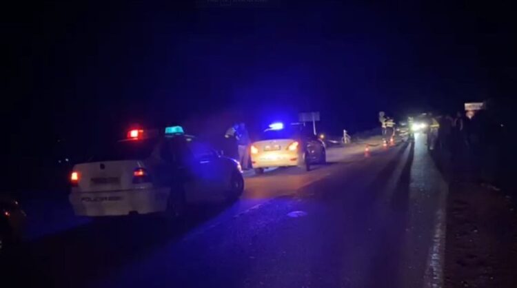 Aksident me katër të plagosur në Gramsh, njëri nga të dëmtuarit transportohet drejt Traumës
